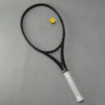 お得! 黒 APD Nadal Tennis Racket 300g 16x19 カーボン 黒 Tennis Racquets String